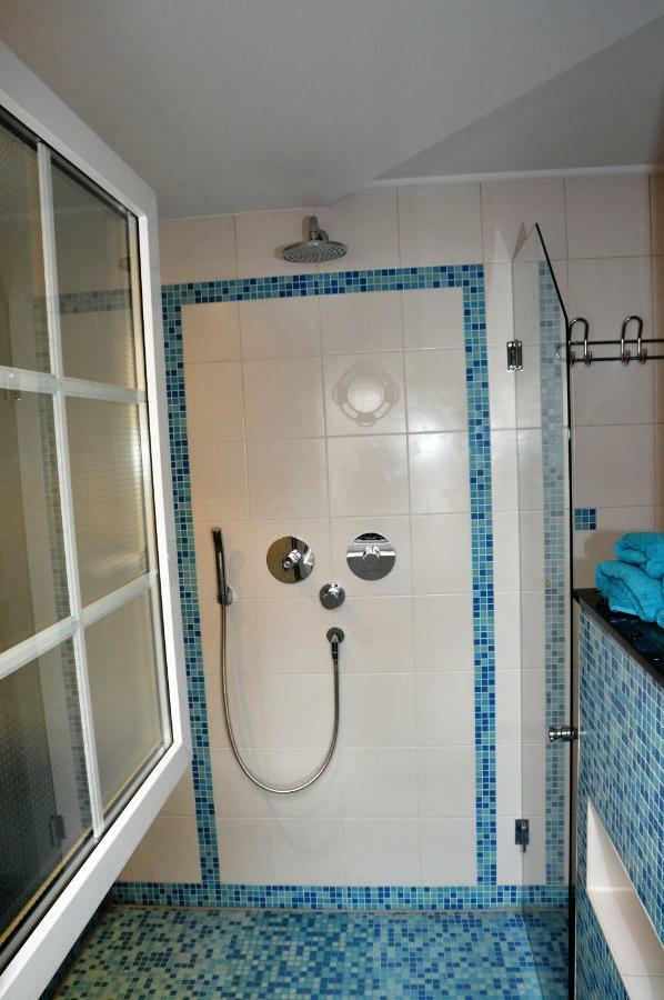 Apartmenthaus Am Zimmerplatz 호프하임암타우누스 외부 사진